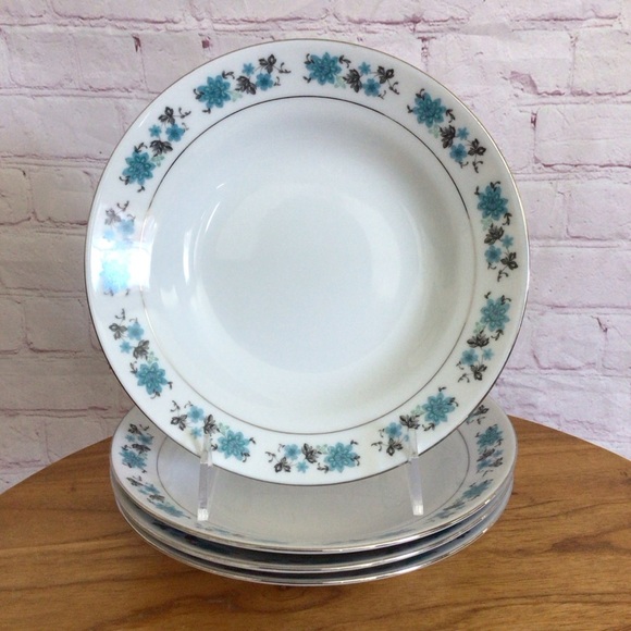 Vintage Blue Floral Rimmed Soup Bowl - Set of 4 - Picture 1 of 11